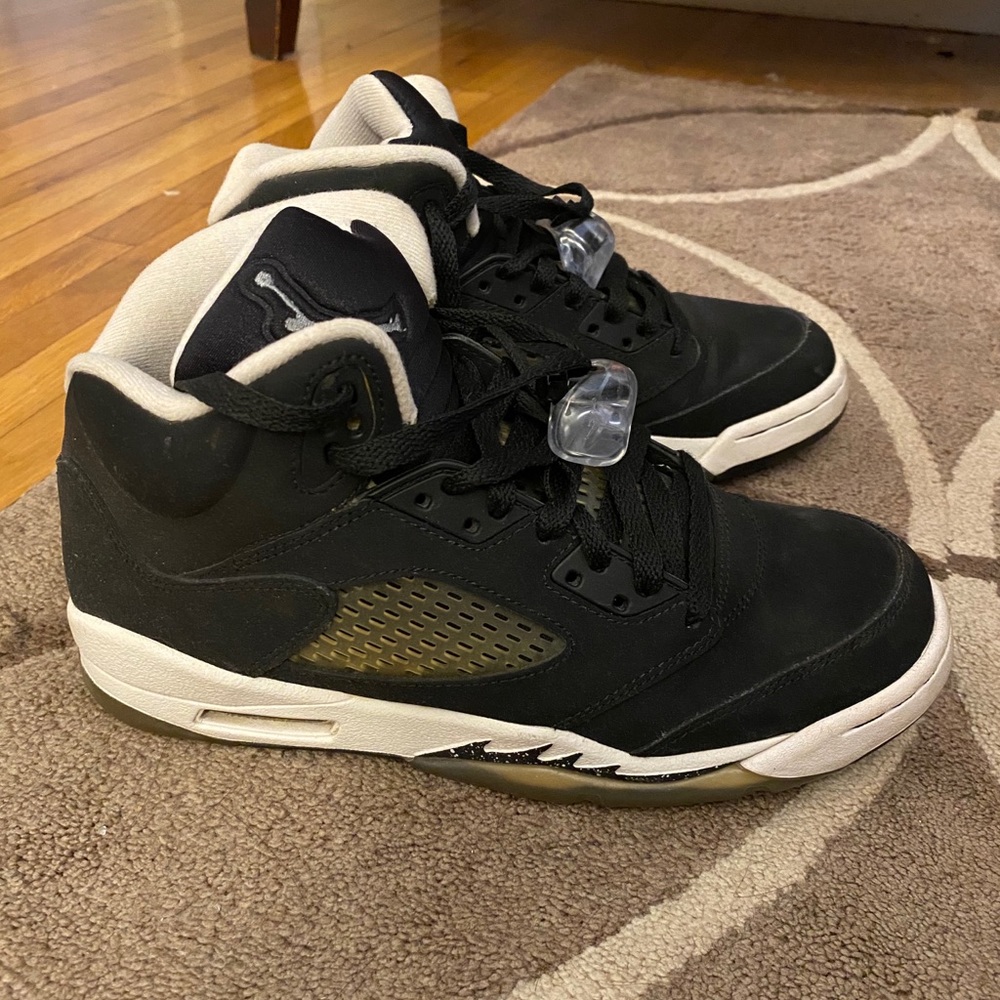 Jordan 5 Oreo... Preowned Men 6/Women 7.5